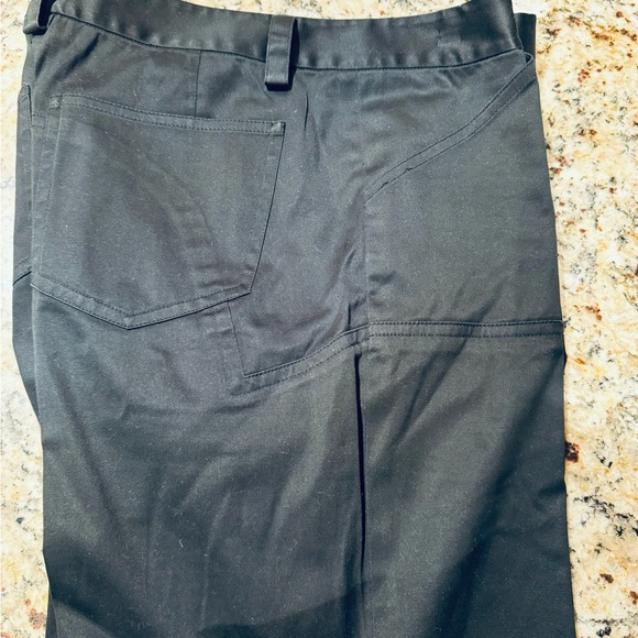 Armani Exchange black slacks. Size 6, low to mid rise - Picture 5 of 5